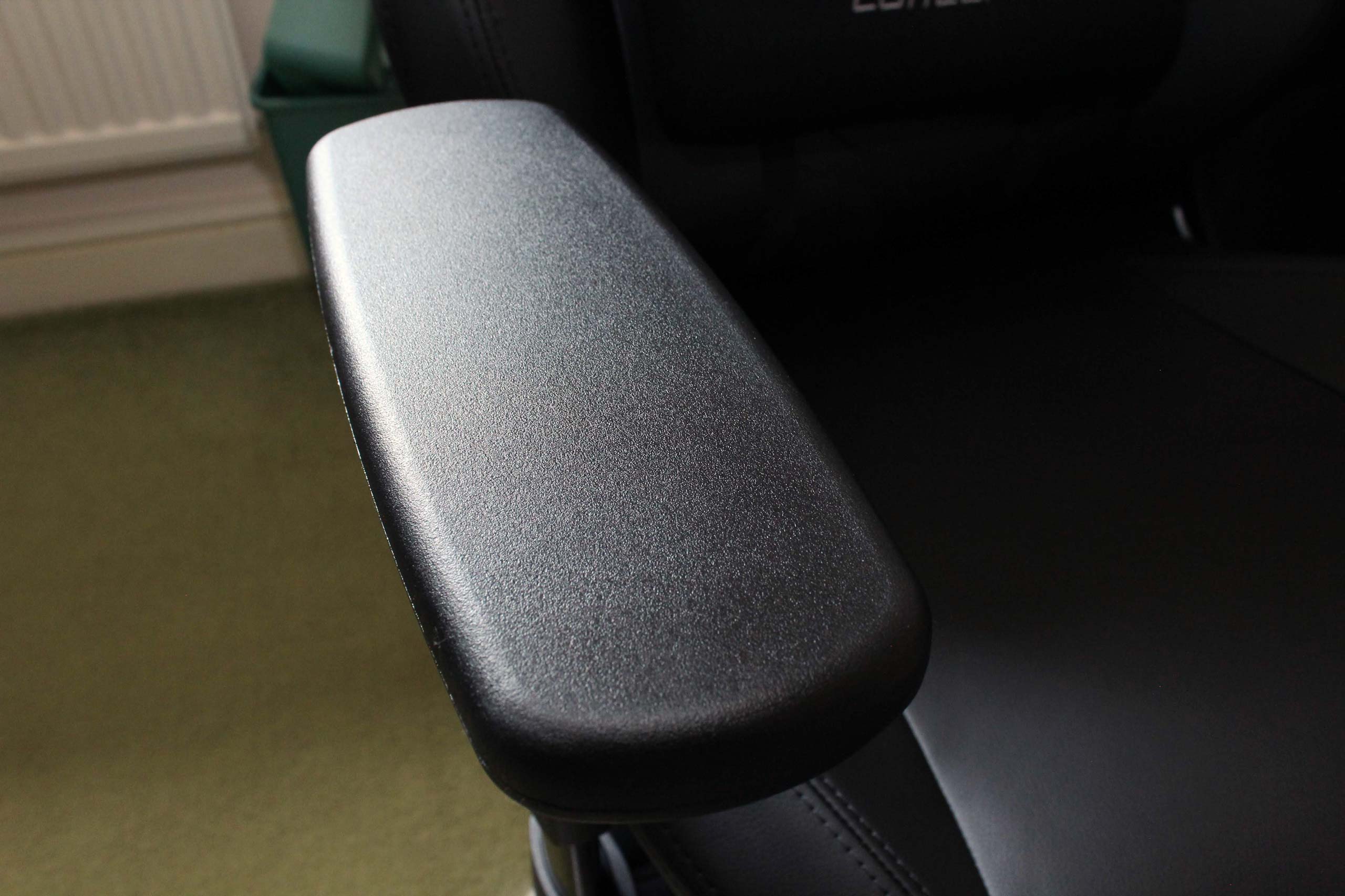 Nitro Concepts S300 Ex Gaming Chair Review Vgu